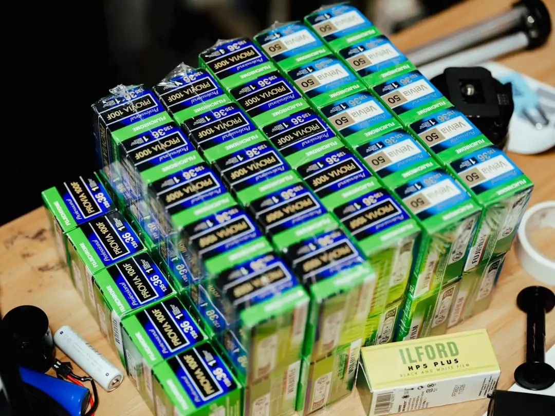 延长甲制作中光疗凝胶与甲油胶的固化技术要点